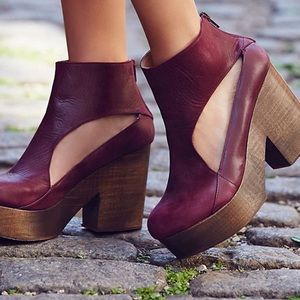Free People Horizon Clog Maroon